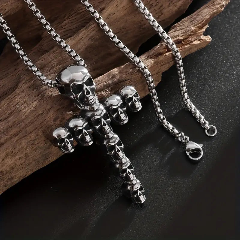 Gothic halsketting met Skulls