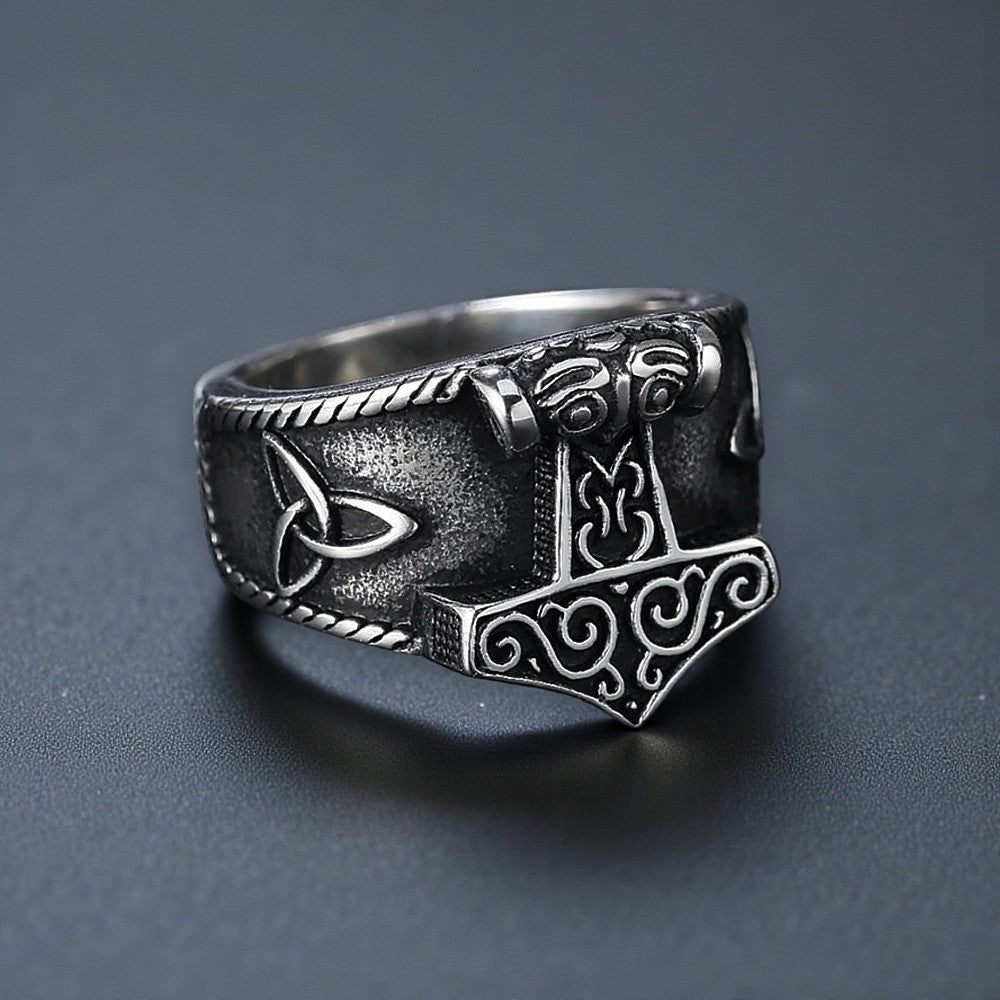 Noorse Vikingring met Thor's hamer en Trinity