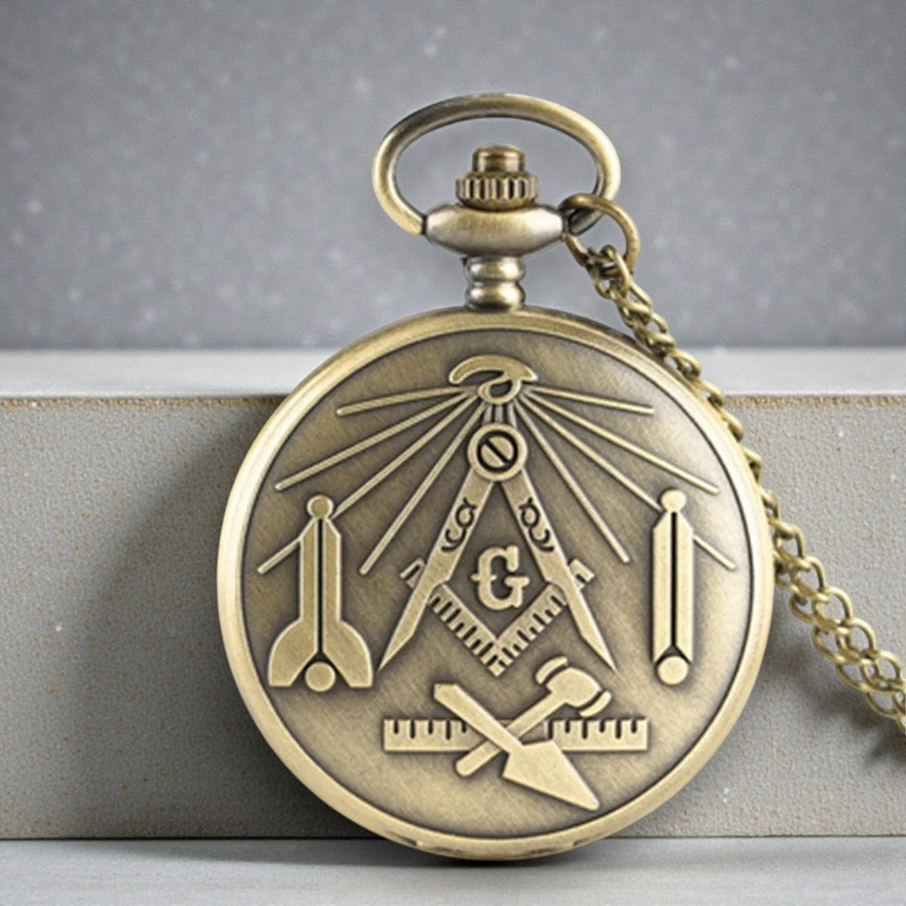 Zakhorloge met symbool van de vrijmetselarij