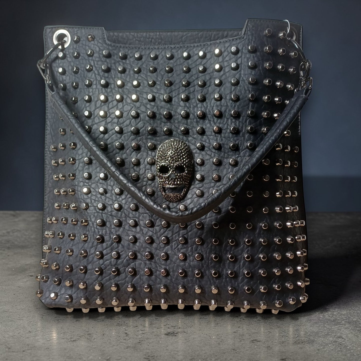 Zeer grote Skull tas met studs