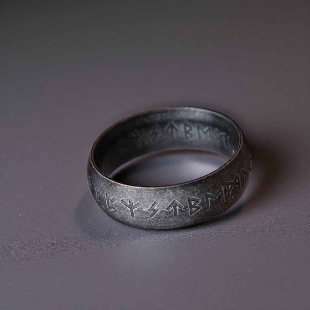 Afgeronde Vikingring met Rhune tekens