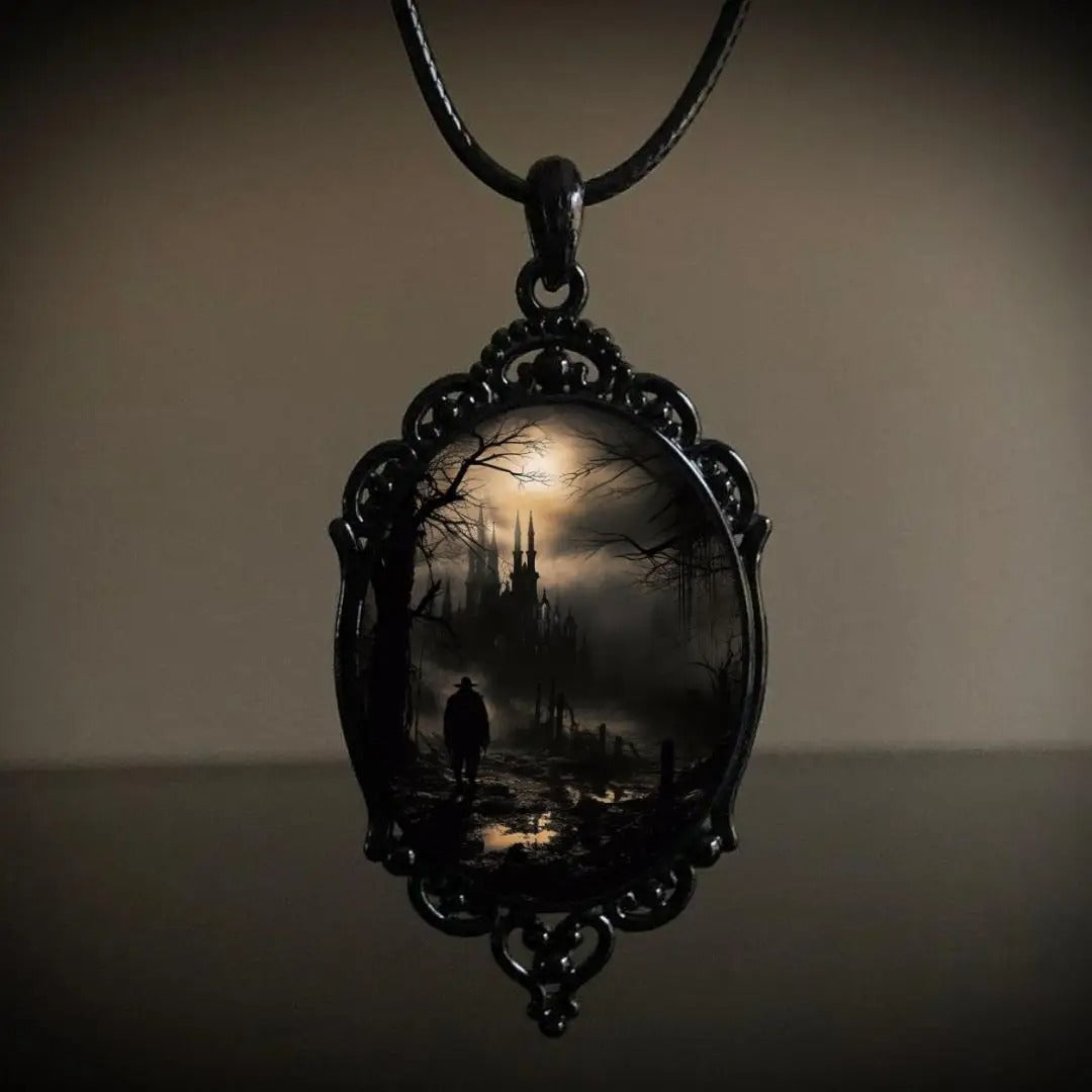 Gothic koordketting met amulet met verschillende afbeeldingen