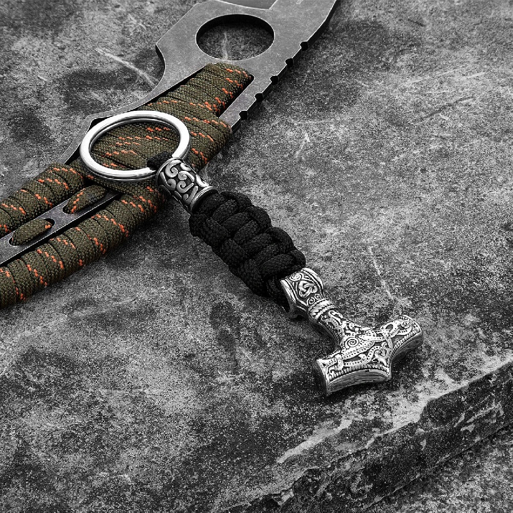 Viking sleutelhanger met Thor's hamer en zwart touw
