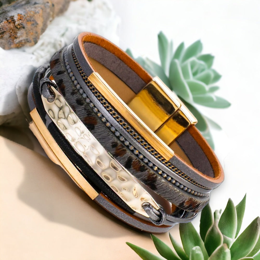 Multilayer vrouwenarmband met tijgerprint