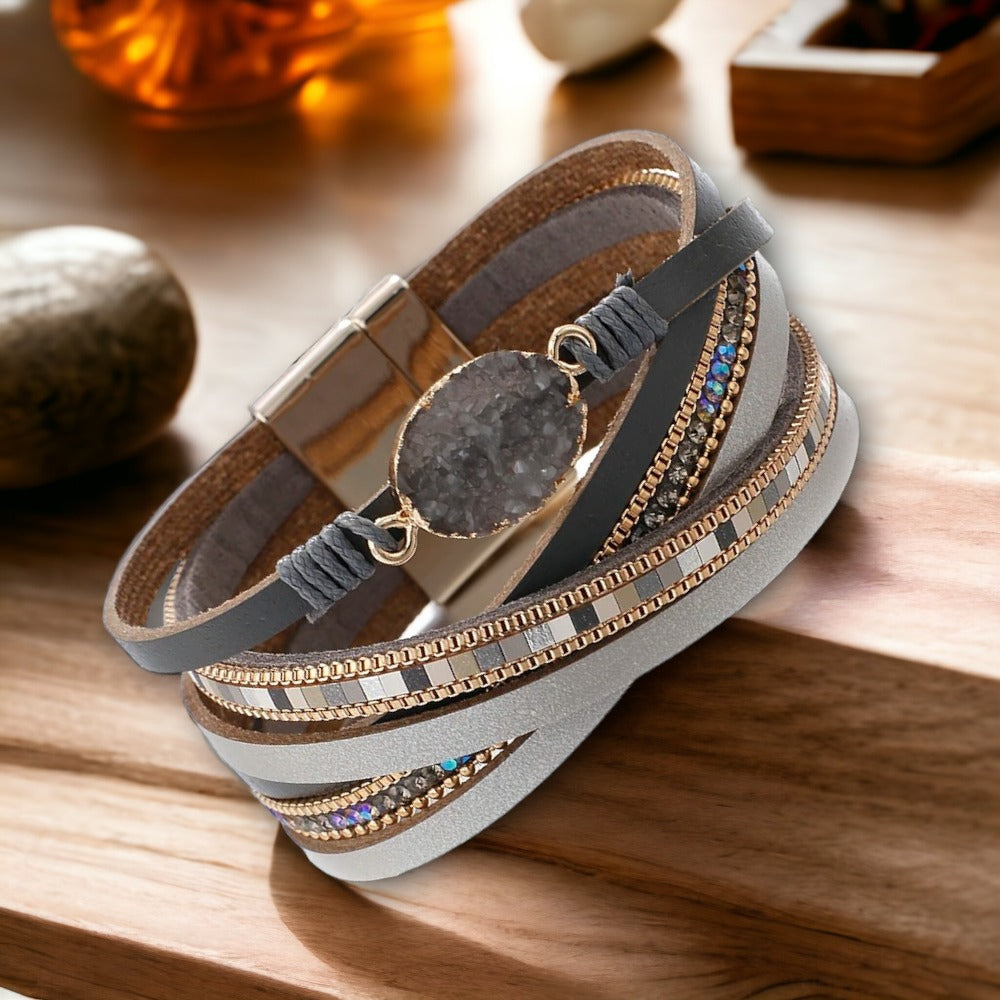 Multilayer crisscross vrouwenarmband met strassteentjes