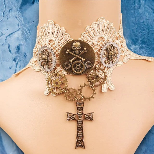 Kanten Steampunk choker met doodskop, radertjes en kruisbeeld