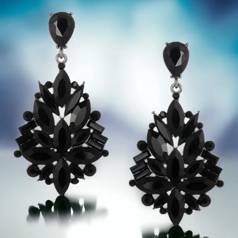 Oorbellen met zwarte steentjes