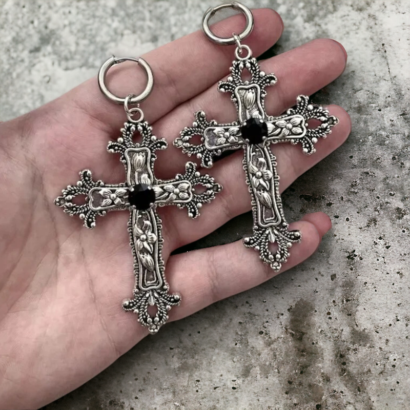 Ringoorbellen met Gothic kruis met zwarte steen