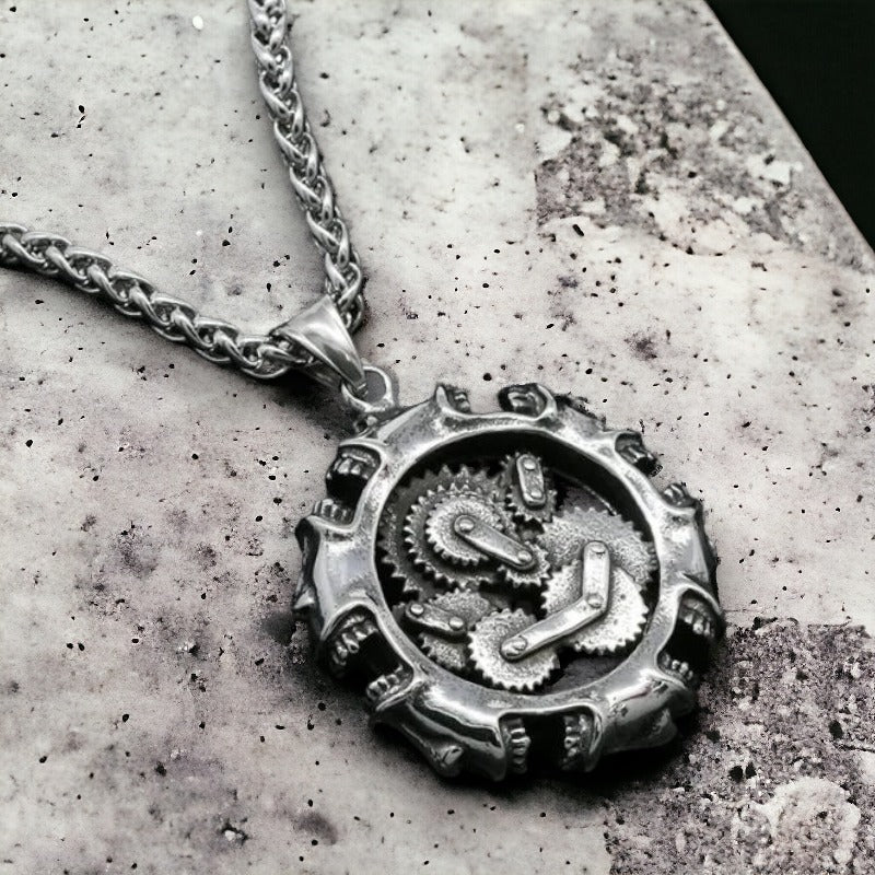 Herenketting met motorcycle gear hanger