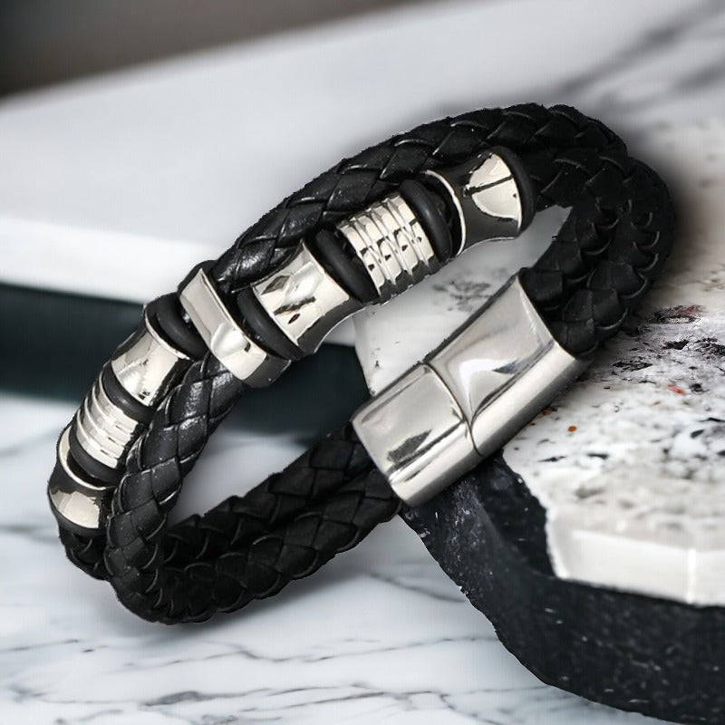 Dubbele gevlochten armband met stalen kralen links en rechts