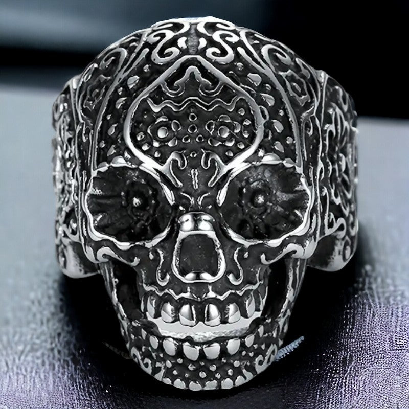 Grote Gothic Skull-ring