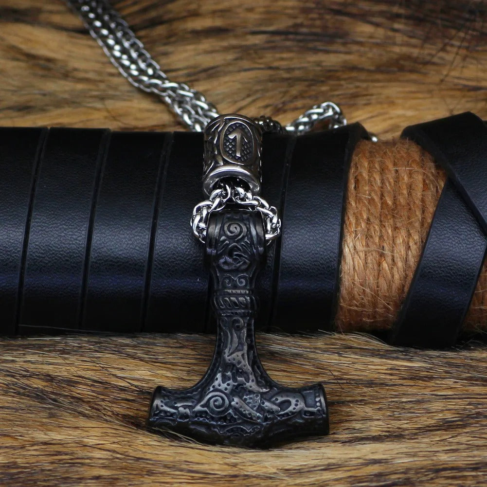 Viking's herenketting met Thor's hamer en 2 kralen