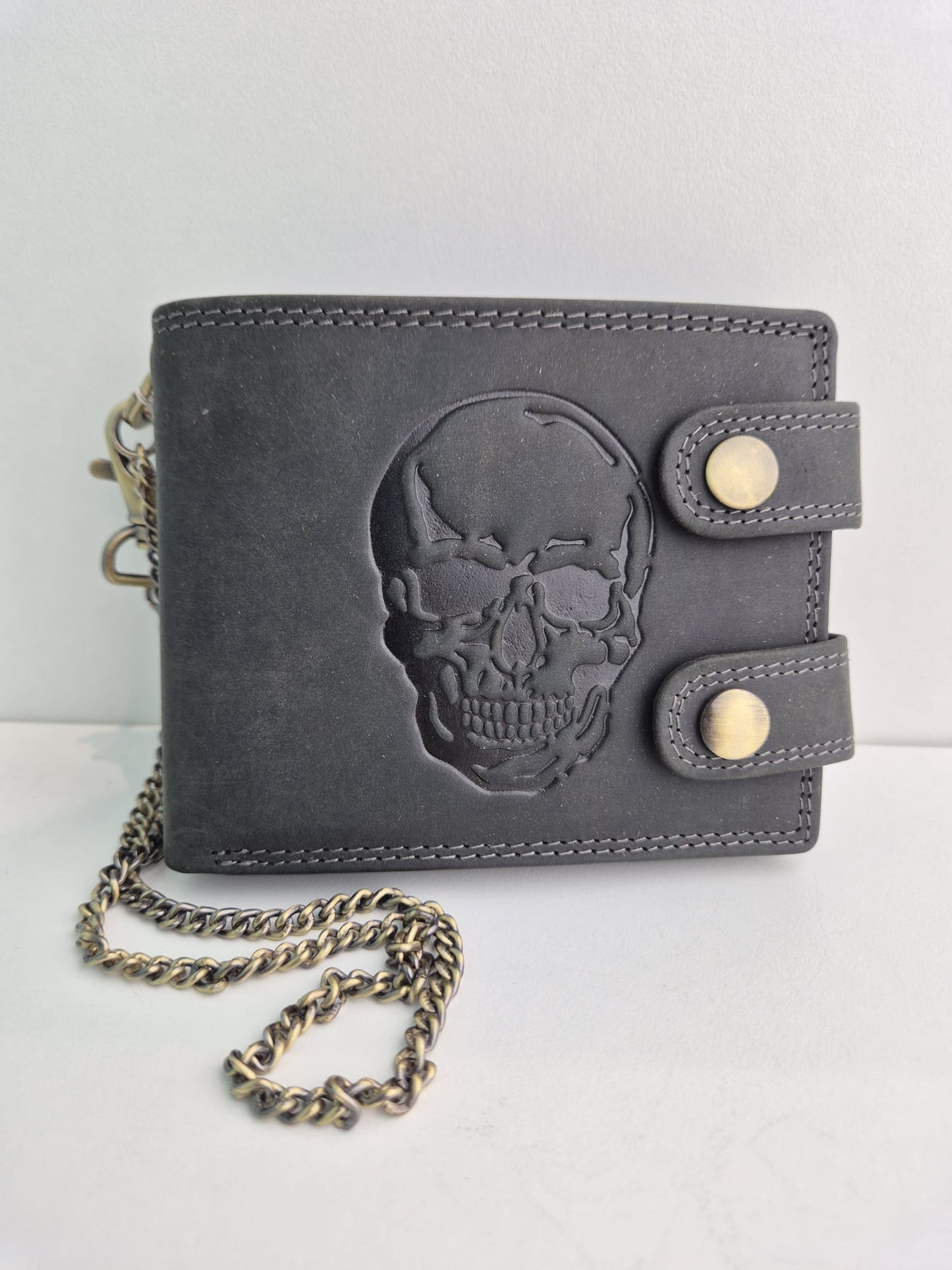 Platte lederen portefeuille met Skull tekening, gespsluiting en broekketting