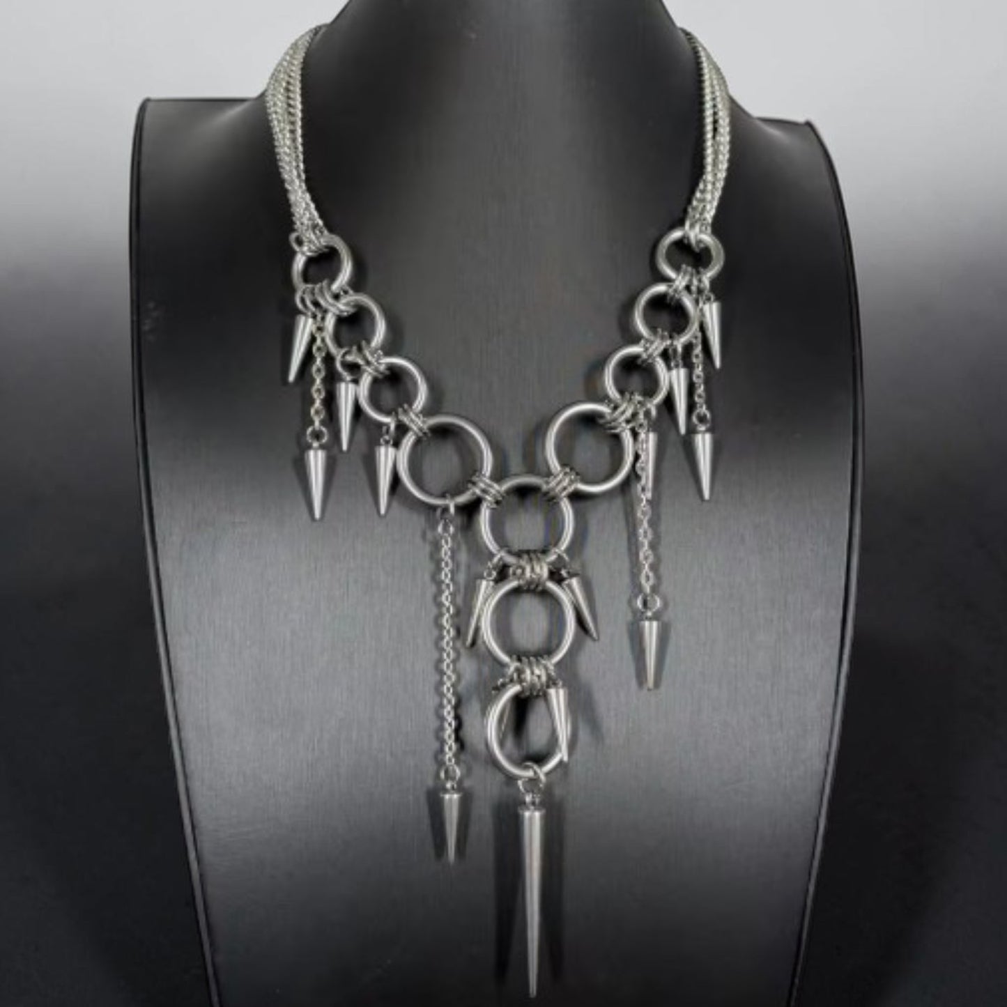 Stalen Punk ketting met cirkels en kettingen met pinnen