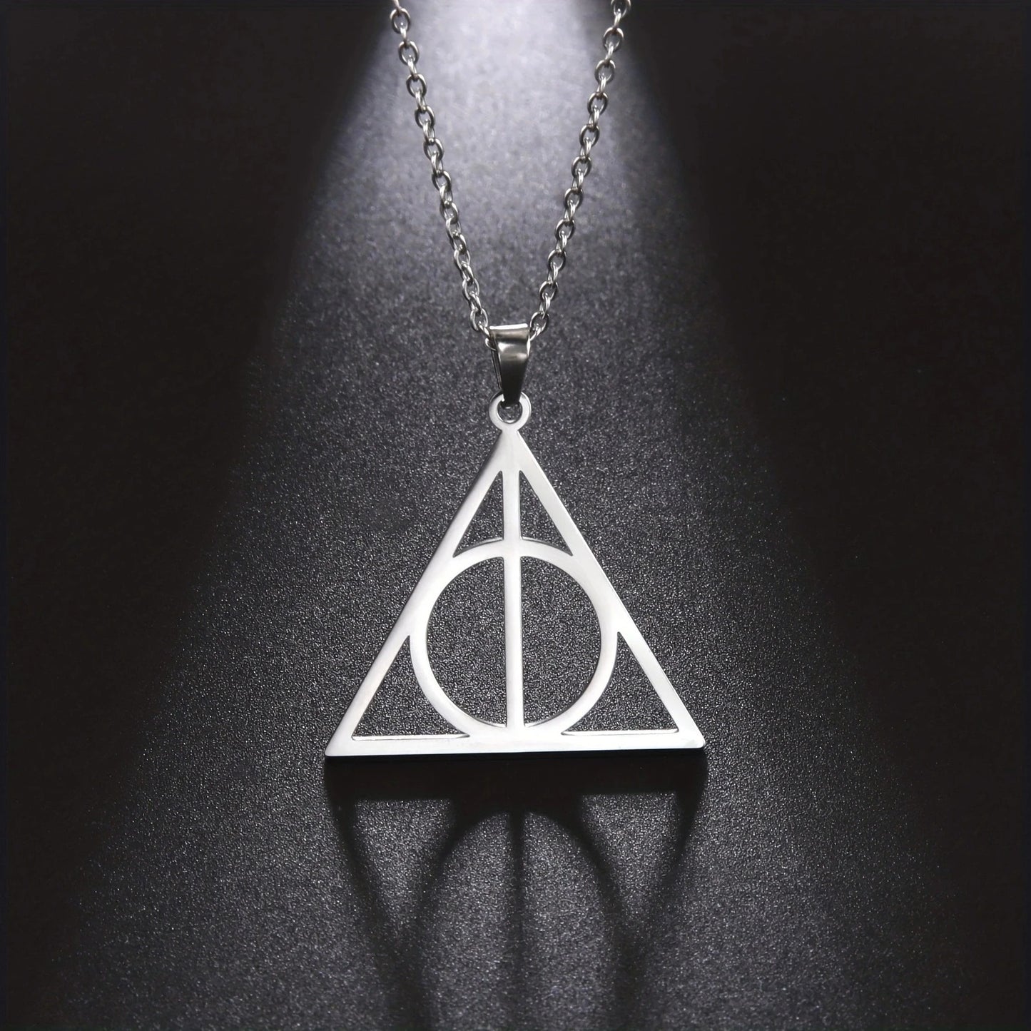 Halsketting met Deadly Hallows hanger