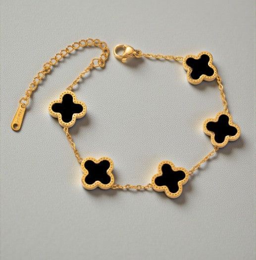 Fijne damesarmband met klavertjes 4, 5 stuks