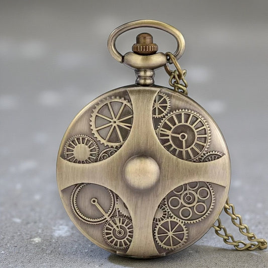 Steampunk zakhorloge met radertjes en klokjes