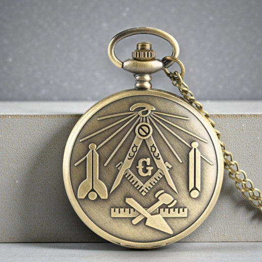 Zakhorloge met symbool van de vrijmetselarij