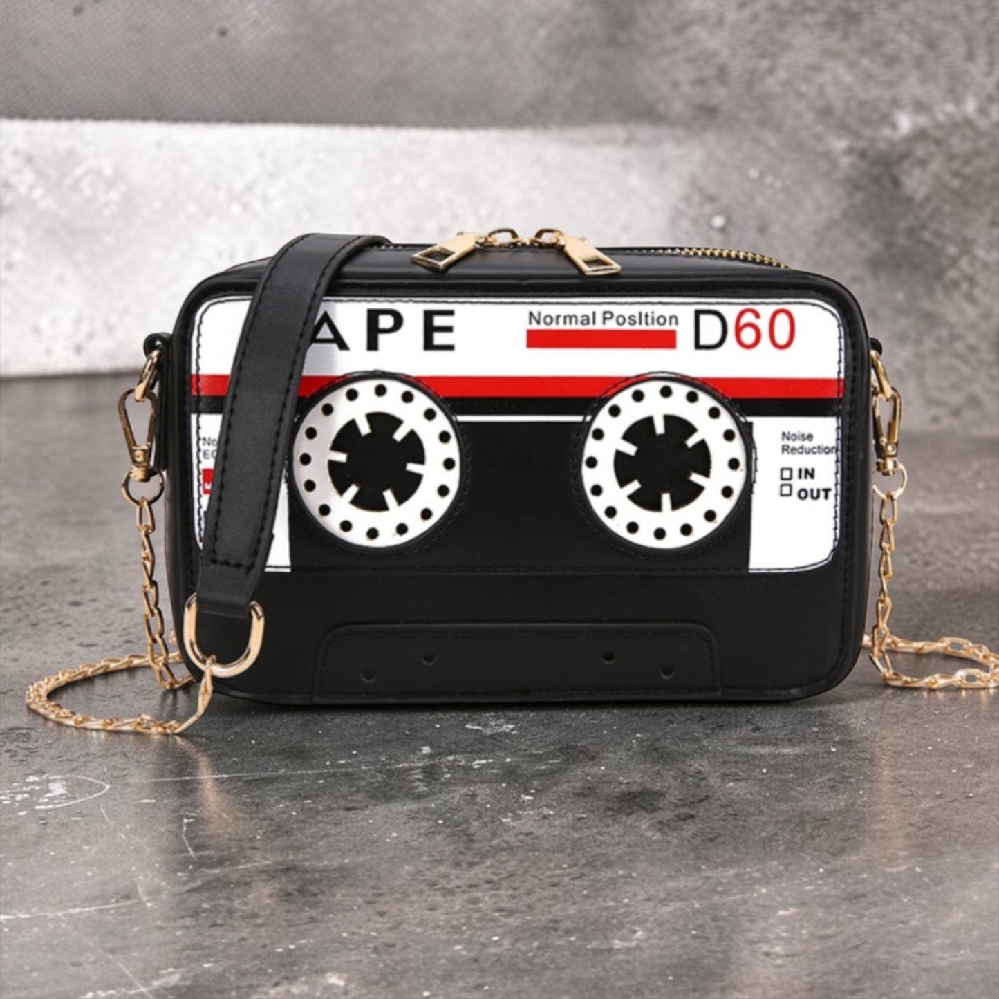 Handtas in de vorm van audiocassette