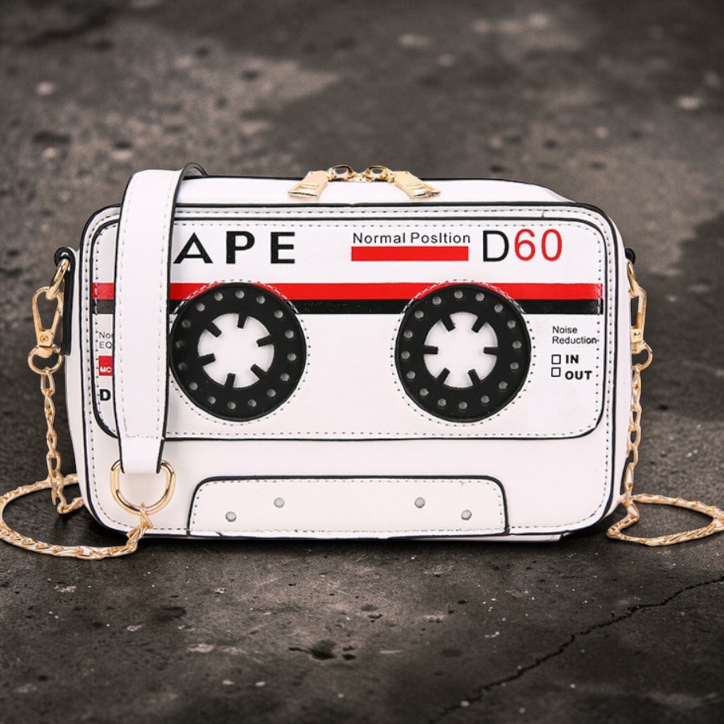 Handtas in de vorm van audiocassette