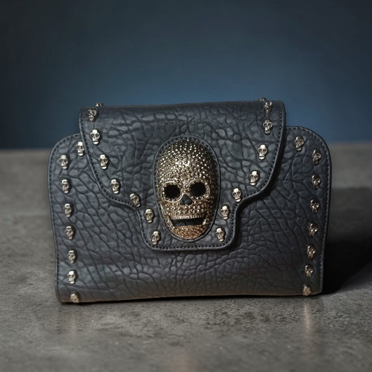 Skull handtas met flap en 2 afzonderlijk afsluitbare vakken