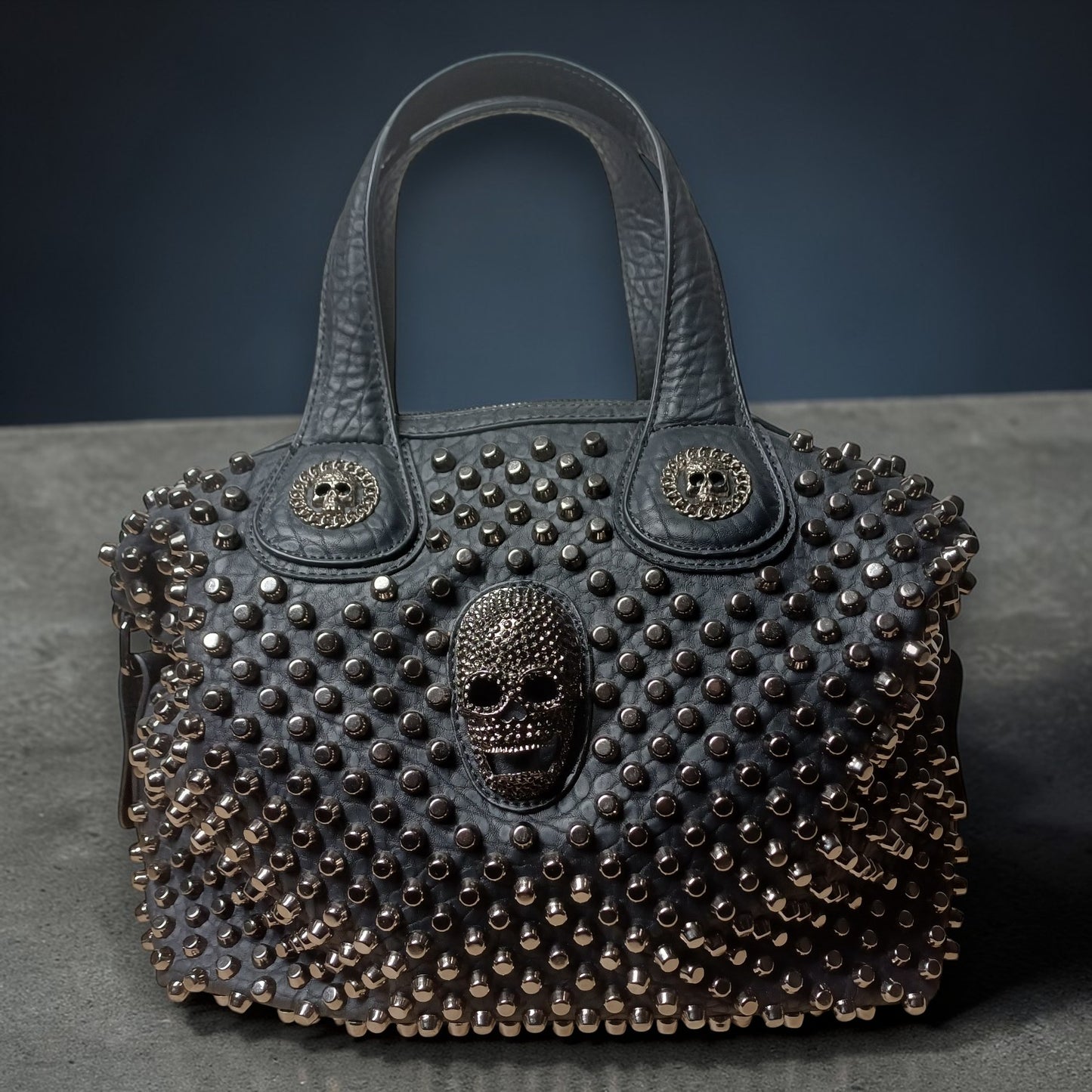 Zeer grote handtas met Skull en studs