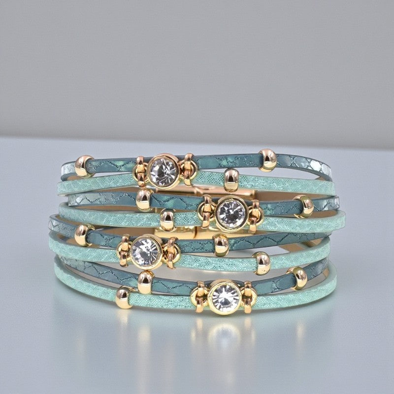 Multilayer damesarmband met gouden parels en strassteentjes