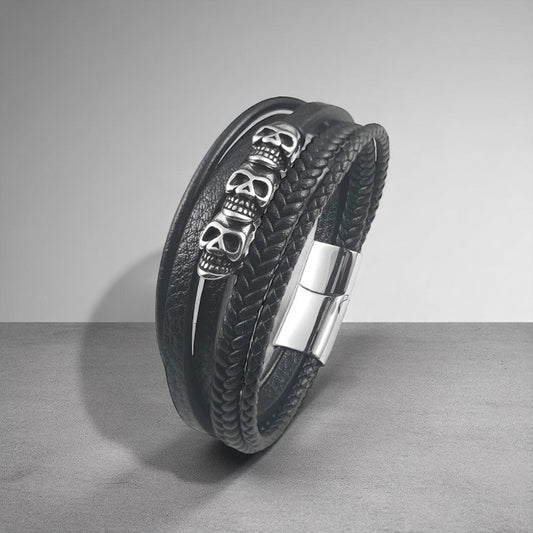 Multilayer armband met 3 skulls