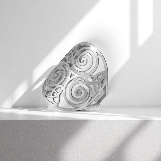 Aanpasbare ring met Triskelion