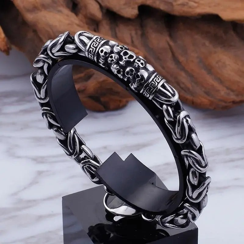 Stalen unisex armband met fantasieschakel en skullparel