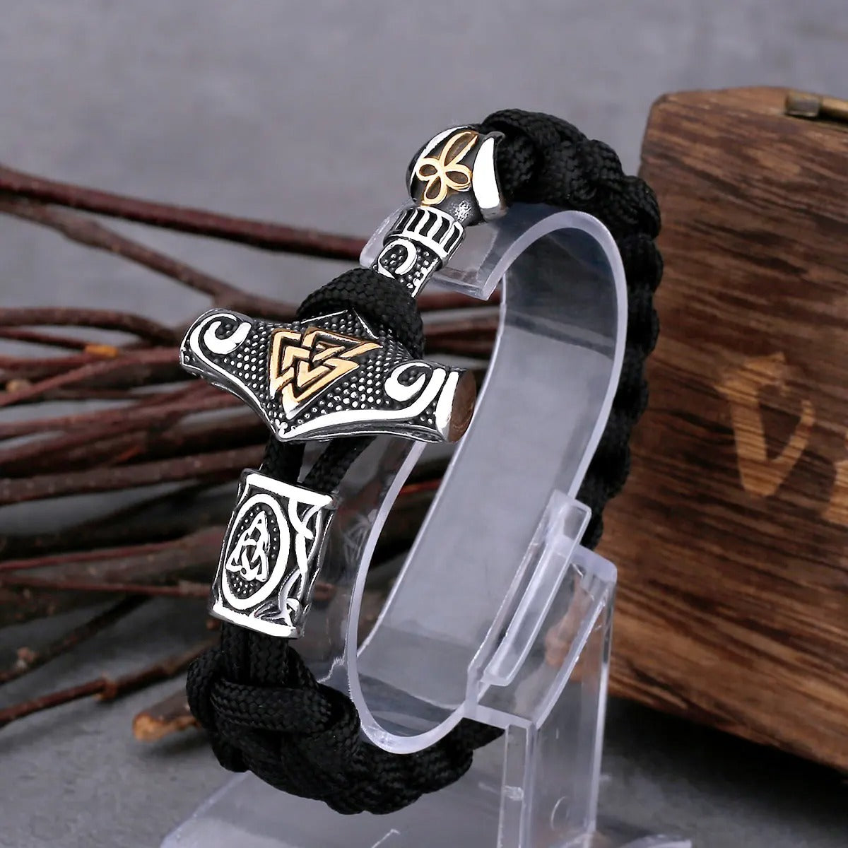 Viking gevlochten koord armband met Thor's hamer in twee kleuren