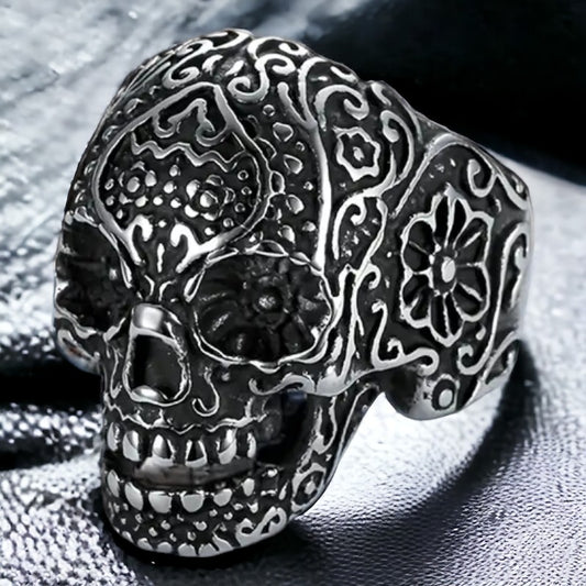 Grote Gothic Skull-ring