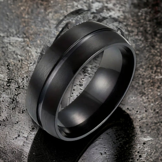 Zwarte stalen ring met groefje